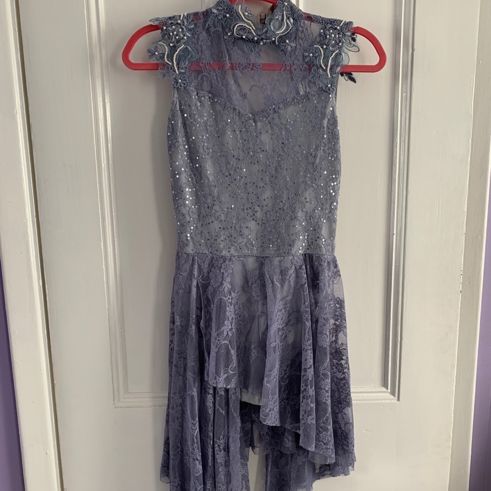 Small adult lace dance costume & accessory